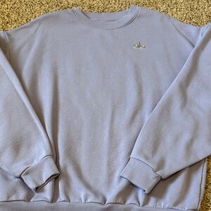 Alo Accolade light purple crewneck sweatshirt